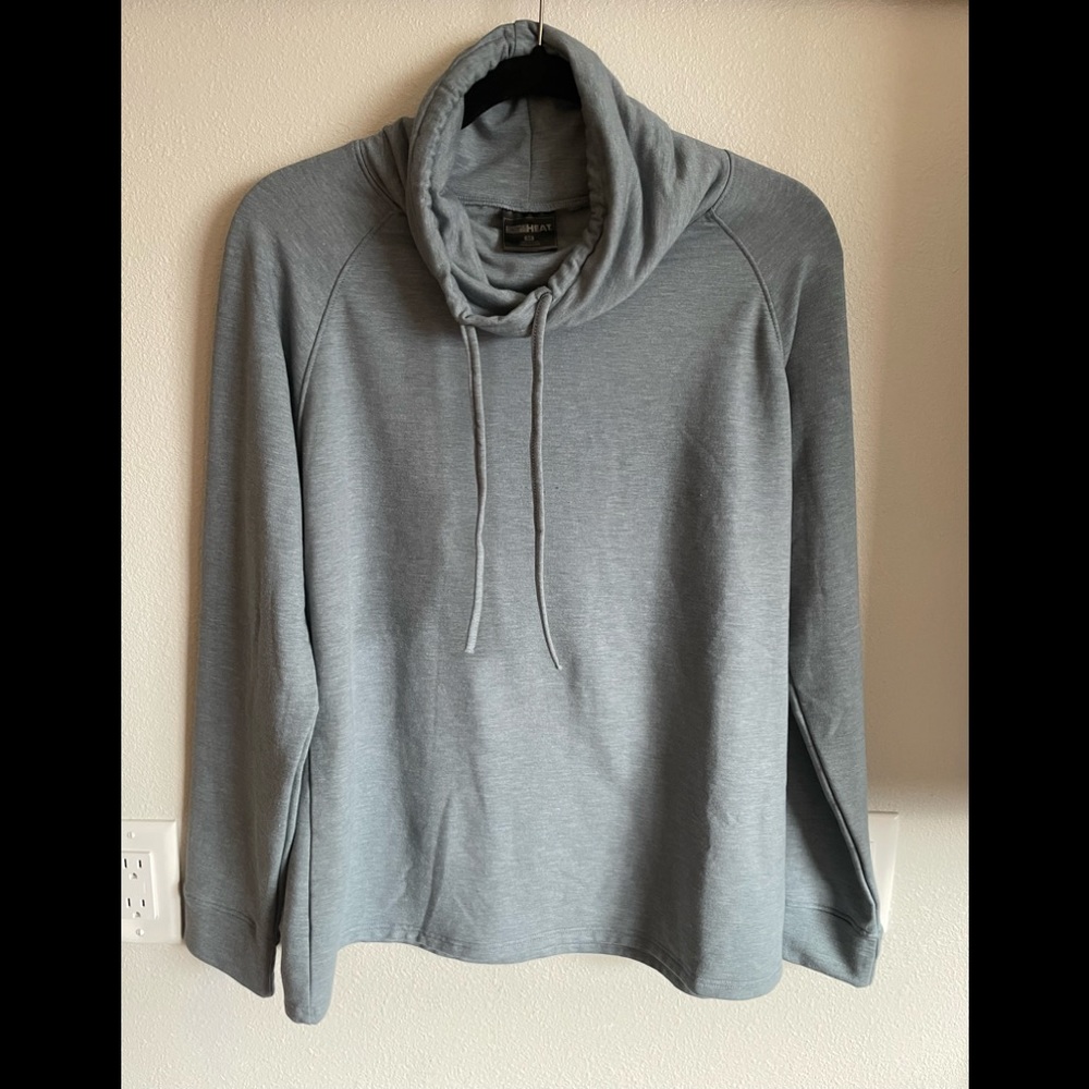 Women’s 32 Degree Heat sweatshirt size M